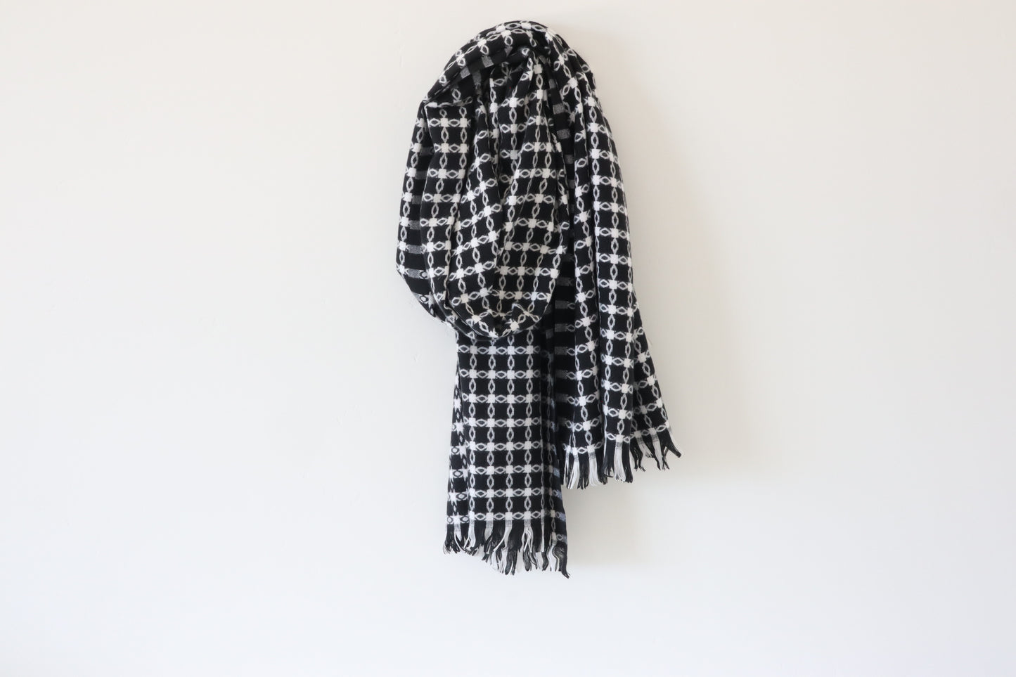 Black Puka Shell Scarf